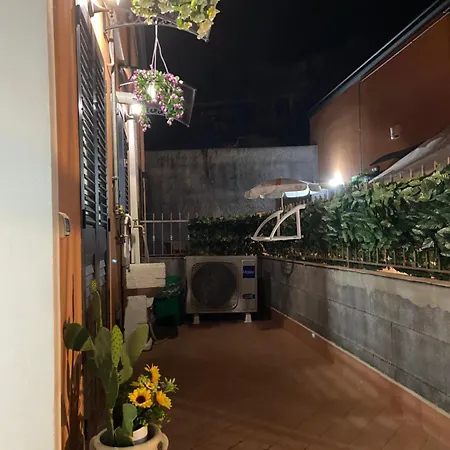 Pino Center~600 Mt Duomo Ct Holiday home Catania